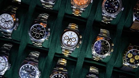 rolex perchè costano di piu usati|Perché i prezzi dei Rolex usati continuano a scendere .